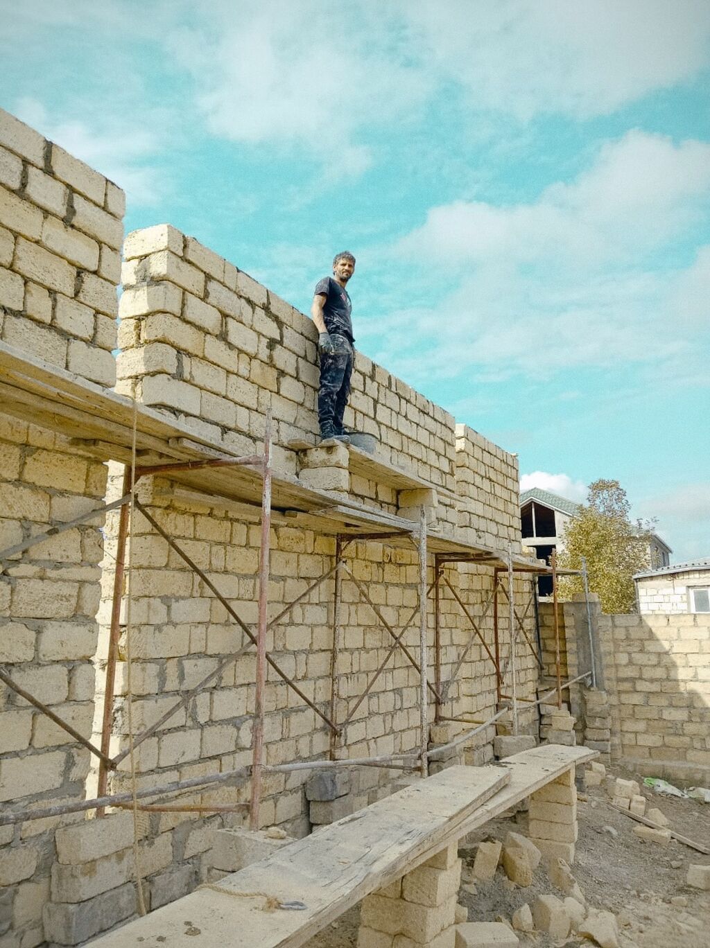 Daş divar hörgüsü və tikinti xidmətləri - 2