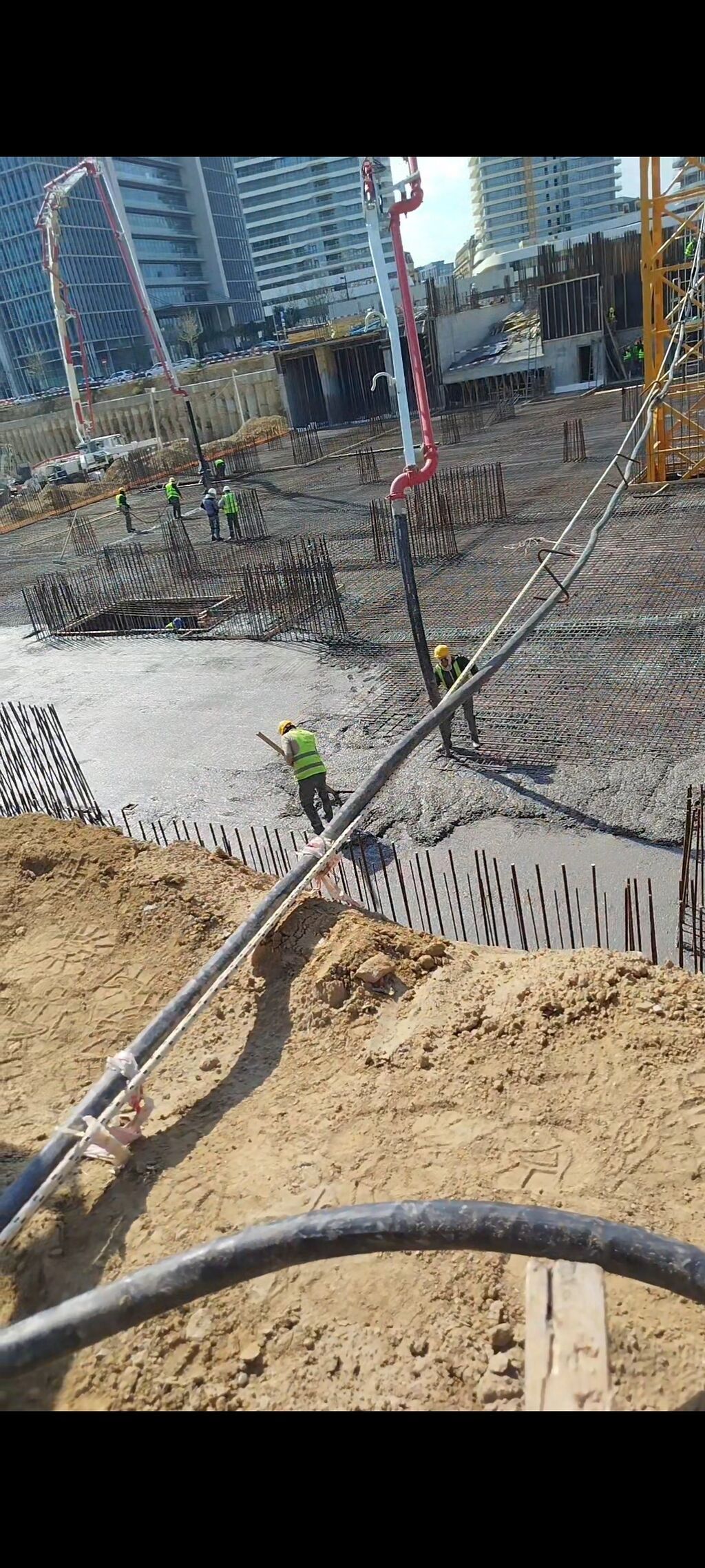Beton tökmə və nasos xidməti